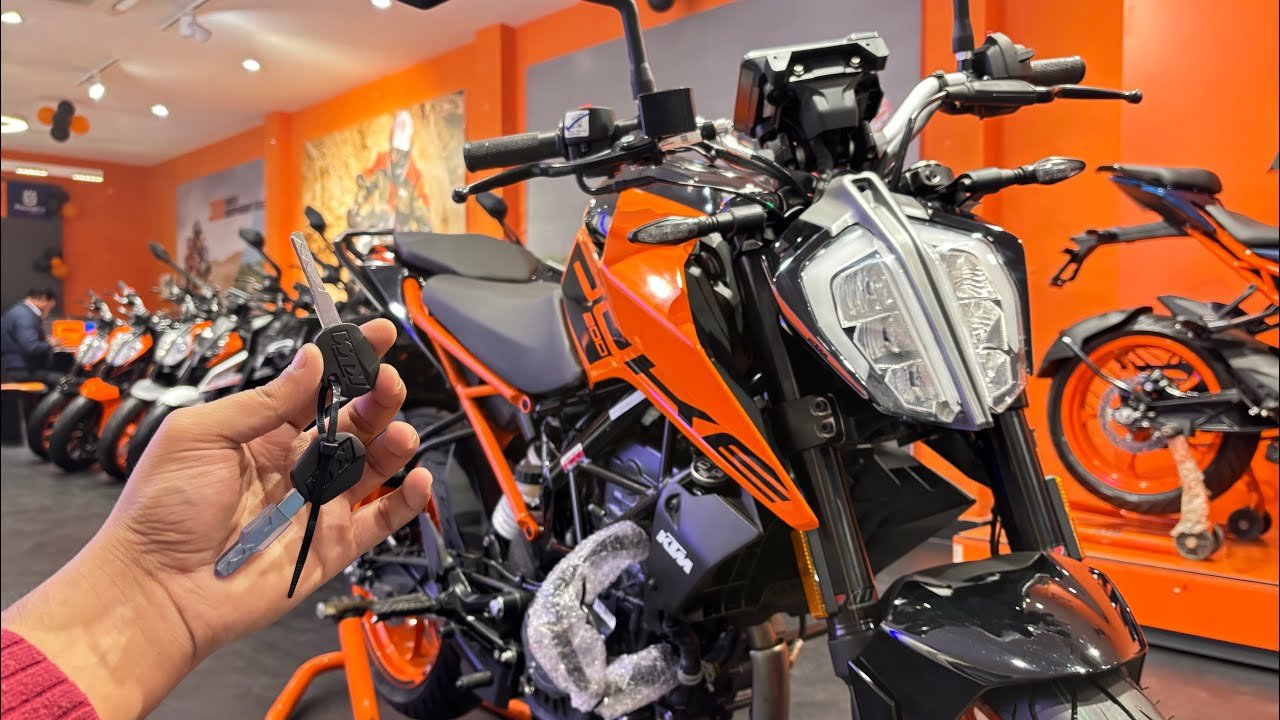 KTM Duke 200: The Perfect Ride for Young Riders Who Want Power, Style, and Everyday Thrill